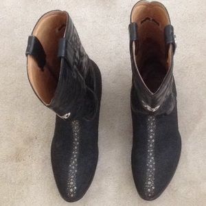 Female Eel skin cowboy boots